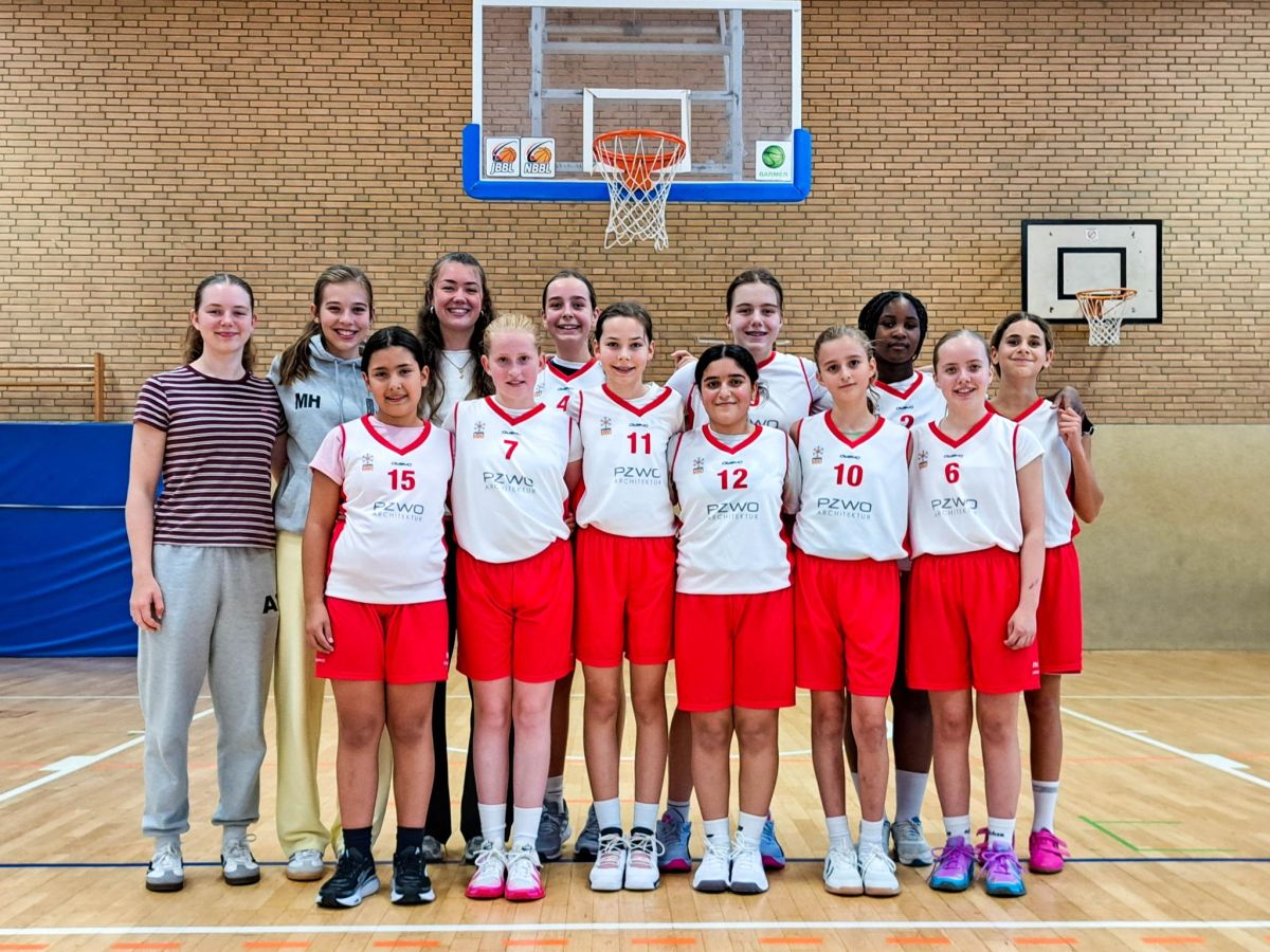 U14 Mädchen besiegen BTS Neustadt deutlich, Bild 9 von 9